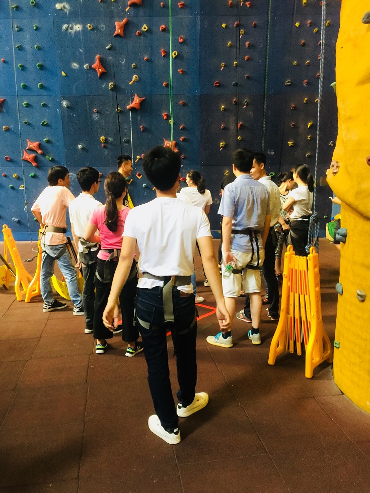 INON研工集体攀岩活动，秀的不仅仅是体能